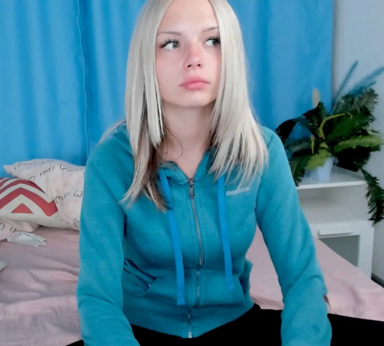 0_1660514469606_cute3334633t.jpg